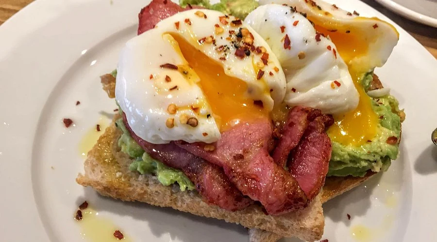 Brunch plate in an older visitor photo from the Bath café